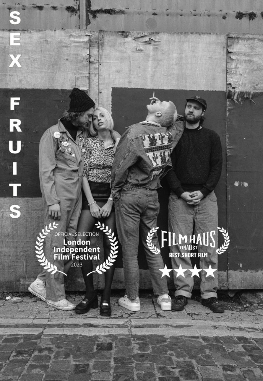 CD / ST / PD: Lee Tatlock. PH: Alex English